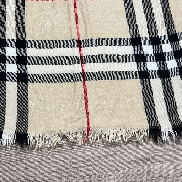 Burberry Large Cashmere Scarf - Picture 4 of 7